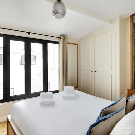 Apartment Pick A Flat's In Montmartre - Rue Lepic *